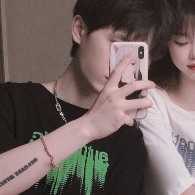 ins风双人左右配对情侣头像 8张高清无水印