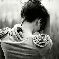 48张高冷禁欲风黑白女生QQ头像 氛围感拉满