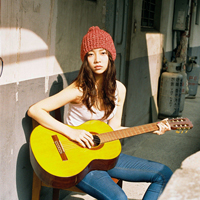 36张氛围感拉满！弹吉他的清新女生头像合集