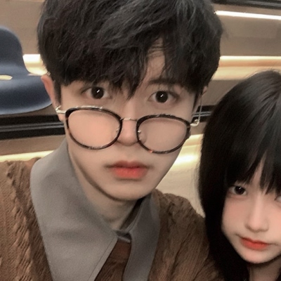 12组真人甜蜜情侣头像 一男一女两张一套