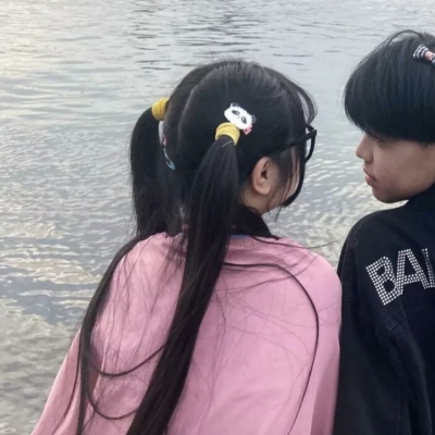 学生党看过来！18张ins风情侣头像分享