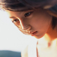 女生孤单落寞微信头像 47张伤感系女生头像合集