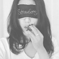 27张黑白蒙眼女生头像 清冷伤感风QQ头像合集