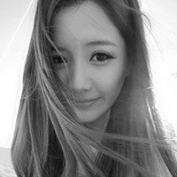 30张超绝女生唯美黑白头像 适配QQ的氛围感头像合集