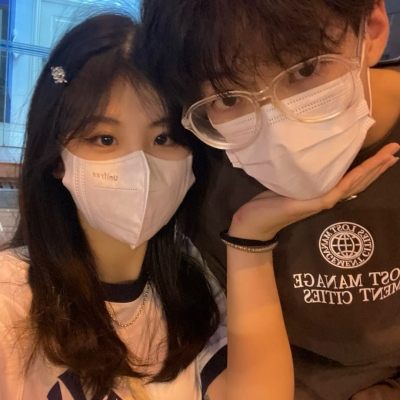 小红书热门真人情侣头像合集（12张）