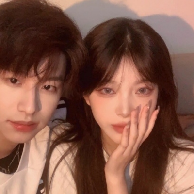 珍藏版稀有好看真人情头合集 12张优质情侣头像分享