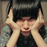 48张清纯齐刘海正脸女生头像合集