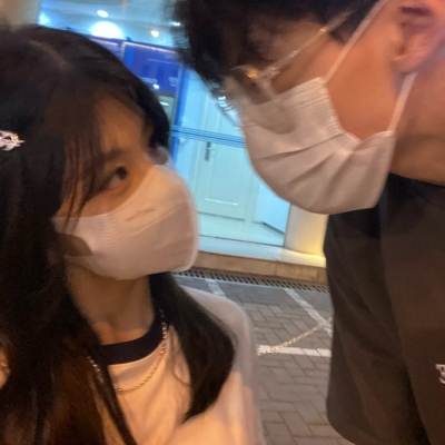 小红书热门真人情侣头像合集（12张）