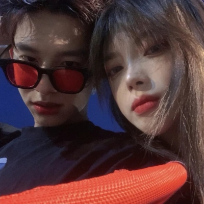 14张超甜真人情侣头像，氛围感直接拉满