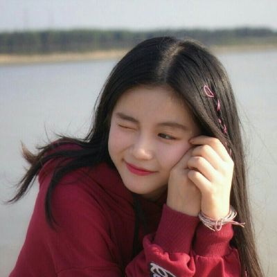 64张阳光感拉满的微笑女生头像 清新又治愈