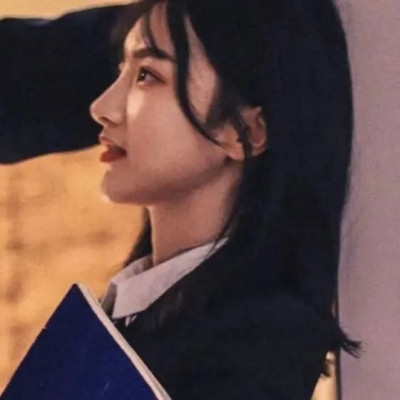 20张氛围感拉满的真人情侣头像，一男一女款直接拿捏