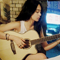 48张清纯穿背心女生头像合集 拿来当头像刚好