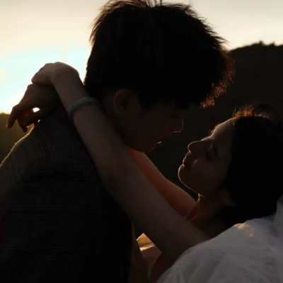 14组超甜真人情侣头像合集 甜到骨子里的那种