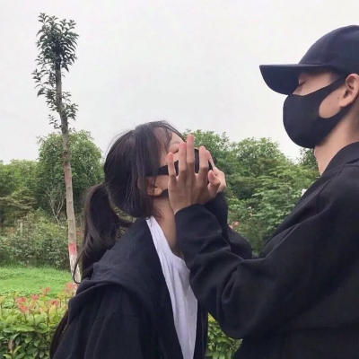 热门真人情侣头像高清合集 共12张