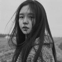 暗系风格女生灰色QQ头像 28张可下载