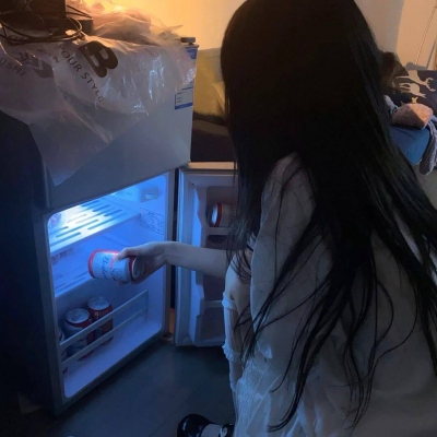 14组真人不露脸情侣头像 一对两张安排上了