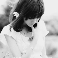 84张氛围感拉满的黑白女生头像 质感拉满的女生黑白头像合集