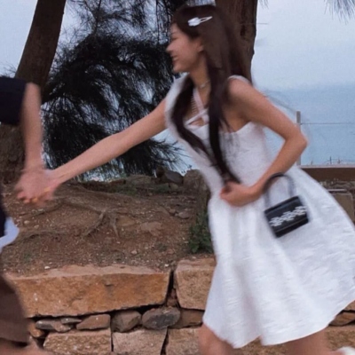 热门真人情侣头像高清合集 共12张