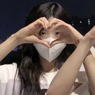 氛围感拉满！10组高级感真人情侣头像甜到心坎里