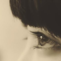 36张氛围感拉满！带眼部细节的丧系女生QQ头像合集