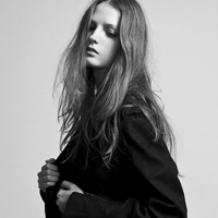 47张成熟优雅款欧美黑白女生头像合集