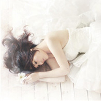 躺着的清新女生QQ头像 48张小清新唯美图集