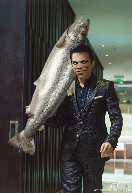 邓超带了条“美人鱼”回家？这套表情包火了