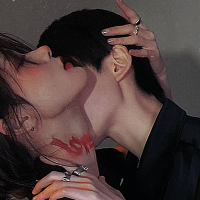 氛围感拉满！16张真人欲系情侣头像合集