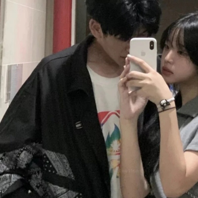 8组成对的真人情侣头像截图分享