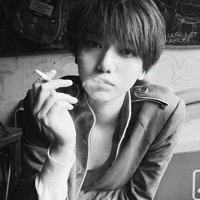 超拽霸气！47张叼烟女生头像合集