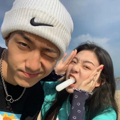 18组超甜真人情侣头像 左右配对直接用