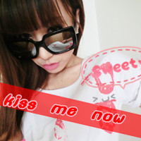 戴眼镜带字女生头像 48张“请不要把我当空气”