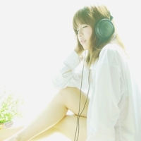 48张清新氛围感女生戴耳机头像 唯美氛围感拉满