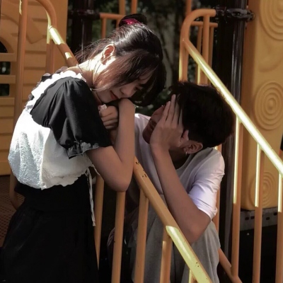 14组真人青春情侣头像 两人一对直接用