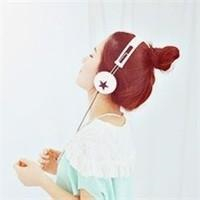 59张超好看的戴耳机女生听音乐QQ头像