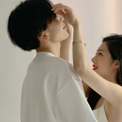 10组氛围感拉满的真人情侣头像 清新又治愈