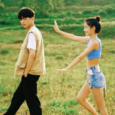 10组氛围感拉满的真人情侣头像 清新又治愈