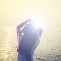 72张带风景的唯美女生头像合集