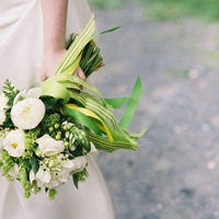 手捧花女生微信头像合集 36张唯美氛围感头像任你选