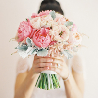 手捧花女生微信头像合集 36张唯美氛围感头像任你选