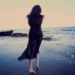 48张氛围感海边女生QQ头像合集 意境感拉满