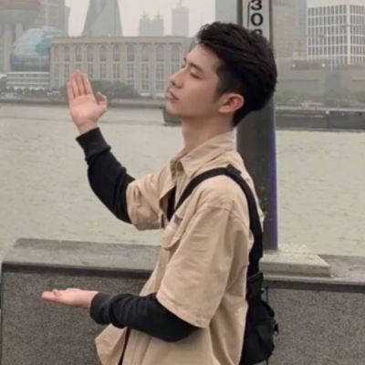 20张低调不显眼的真人唯美单人情侣头像