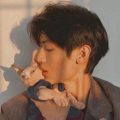 20张氛围感拉满的真人情侣头像，一男一女款直接拿捏