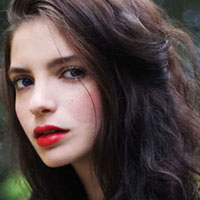 47张高清霸气欧美红唇女生头像合集，氛围感拉满