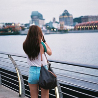 48张淡雅氛围感QQ女生意境头像 温柔又治愈