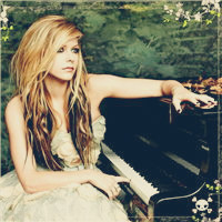 女生弹钢琴的背影头像合集！13张唯美氛围感拉满