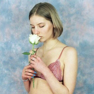 18张高清好看的欧美女生头像合集