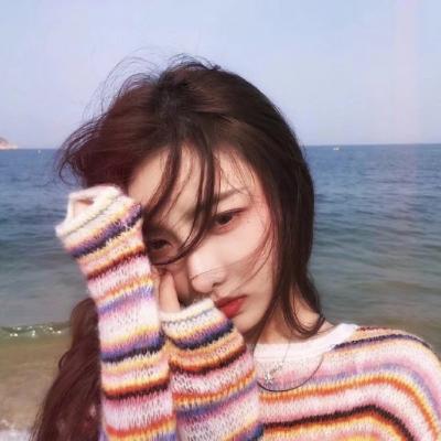 32张高清女生霸气高冷QQ头像合集