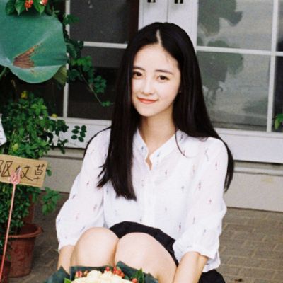24张简约又温柔的女生头像合集