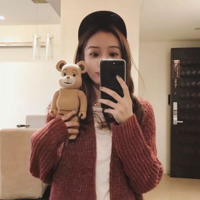 18张高清快乐自信女生头像 轻松治愈的简单快乐女孩头像